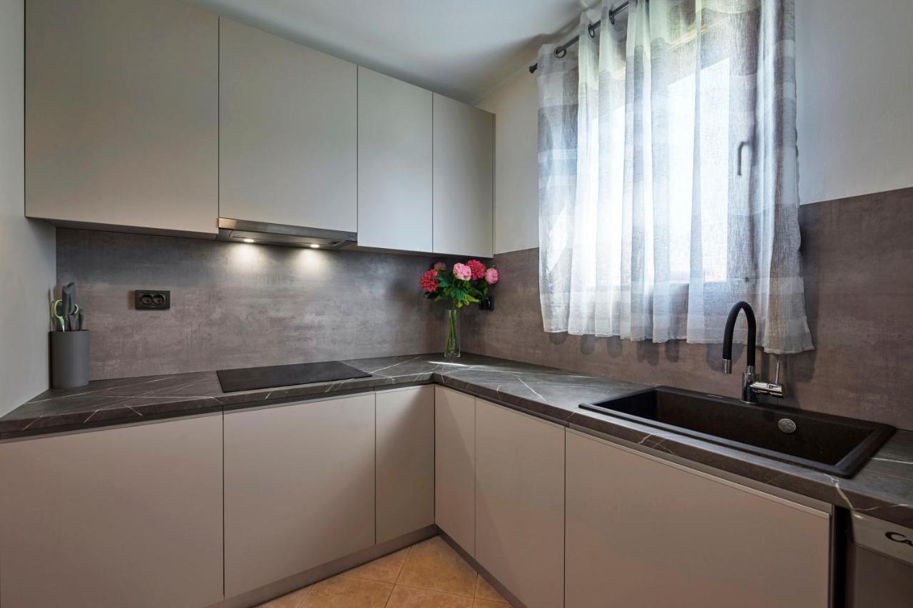 Holiday House Emma Burići المظهر الخارجي الصورة